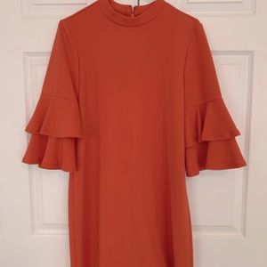 3/4 inch sleeved dress size 8